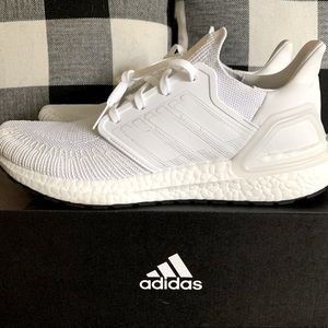 Mens Adidas Ultraboost 20, size 11